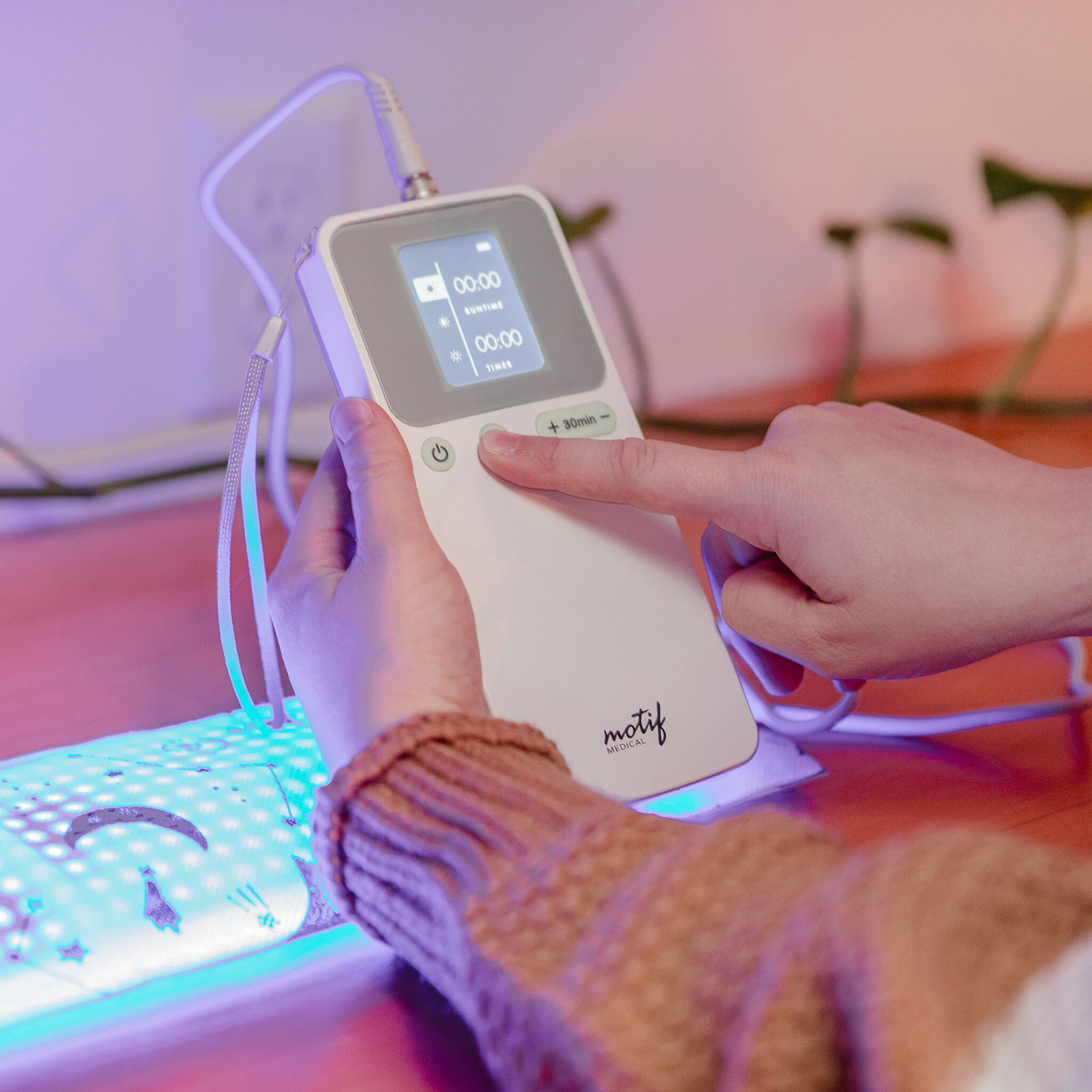 MAT2300EAB Motif BiliTouch™ Phototherapy Blanket Sunset Healthcare